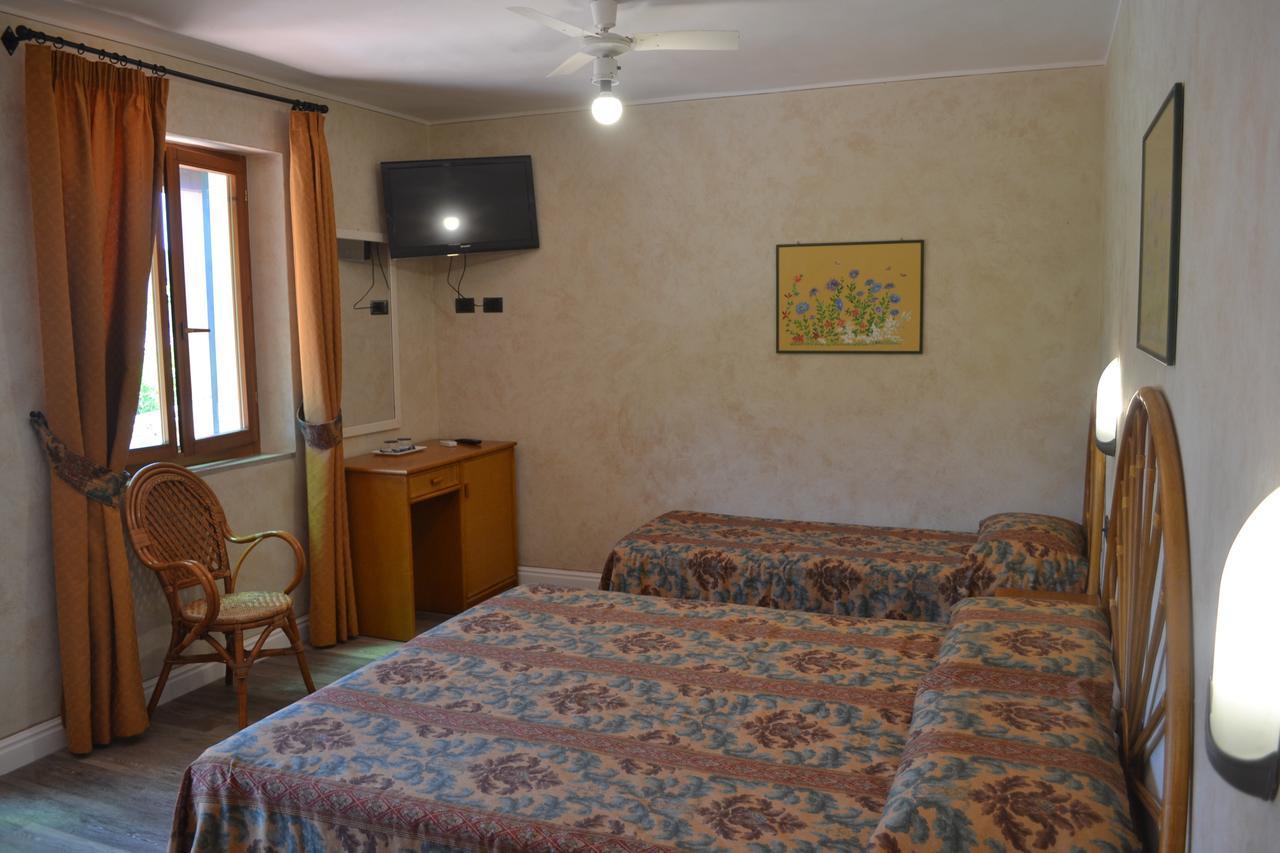 Hotel Danila Портоферрайо Экстерьер фото